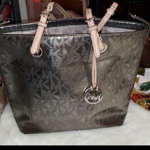 MICHAEL KORS METALLIC BAG EUC  FINAL💲
